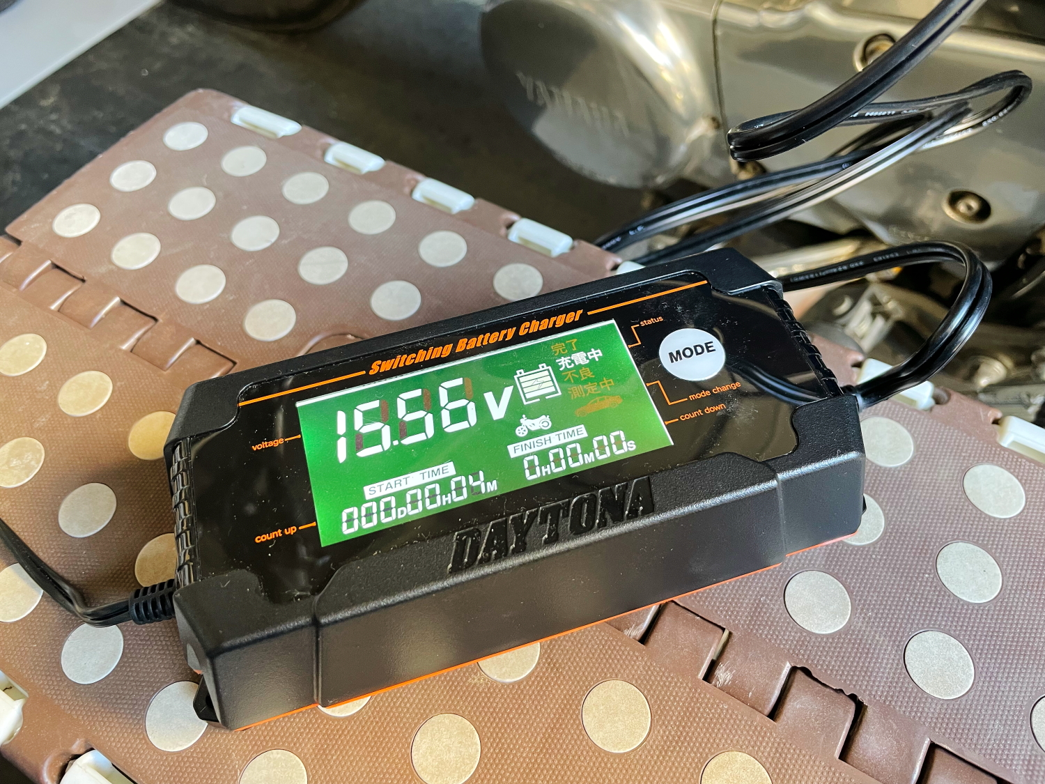 車検切れのmySR400“エブサン号”のバッテリーをチャージ！