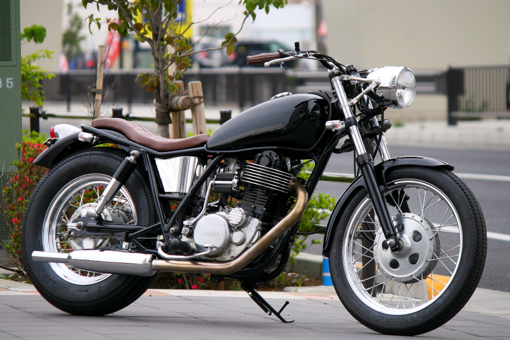 Motorcycle's BARN／YAMAHA SR400／No.060 | モトタイムズ MOTO TIMES
