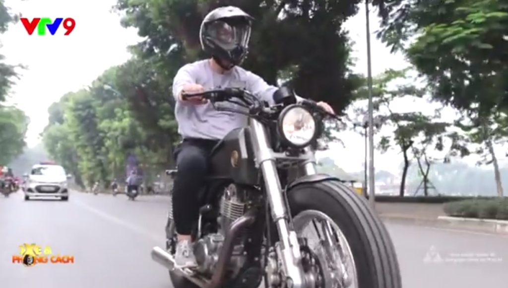 動画紹介…Biker 58 – Minh Quang – [XE và PHONG CÁCH] – YAMAHA SR400 Được Phục Chế bởi Xưởng ZIFE