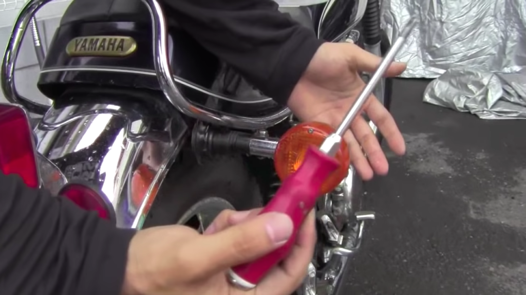 動画紹介…これだけは携帯したい工具　SR400編 自分で出来るバイク整備